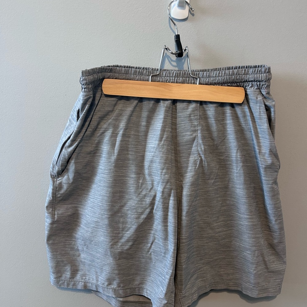 Lululemon Pace Breaker 7” Lined Shorts